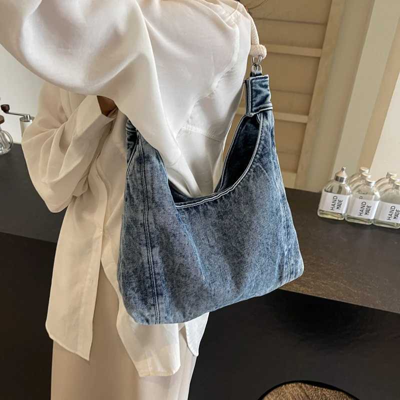 New Free Delivery Denim Shopper Purse Fi Wen Totes Shoder Bag Fem Khaki Canvas Designer French Style Underarm Handbag Z250210 Designer Bag Luxury Bag 