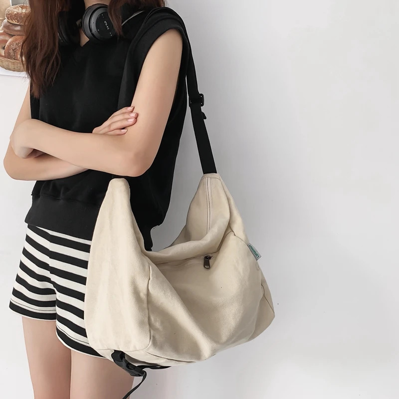 Leisure Canvas Shoulder Bag For Women Simple Solid Color Large Capacity Crossbody Tote Female College Student Travel Bookbag 241213