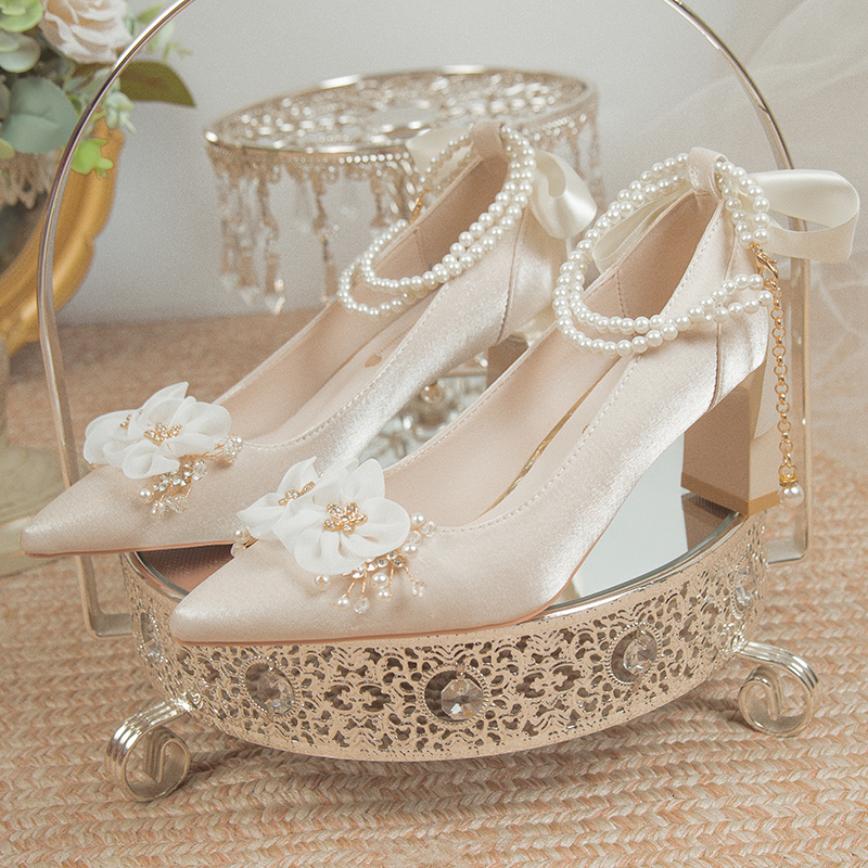 Elegant Wers High Heels Pumps Women 2024 New Pearl Ankle Strap Wedding Woman String Bead Small Square Heel Bridal Shoes