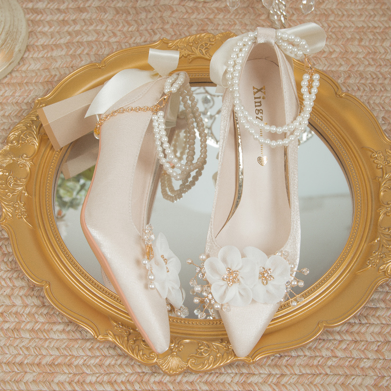 Elegant Wers High Heels Pumps Women 2024 New Pearl Ankle Strap Wedding Woman String Bead Small Square Heel Bridal Shoes