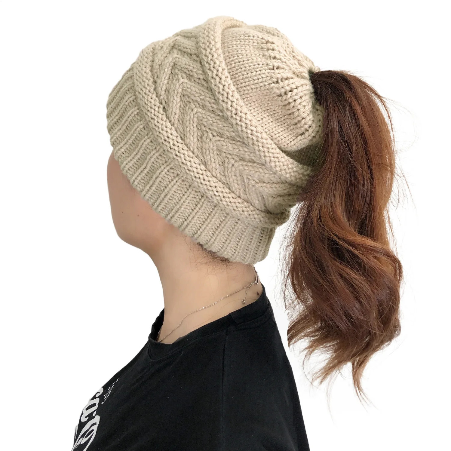 Winter solid color Beanie hat dome warm ponytail knitted hat womens solid color fashionable outdoor 241213