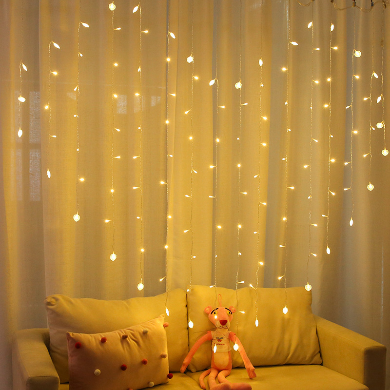Multi-Colored LED Love Heart Light Strings Ideal for Romantic Settings
