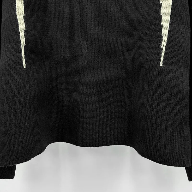 HKSH Spring Autumn Mens Punk Letter Jacquard Thick One Shoulder High Street Fashion Knitted Sweater Top HK3169 241216