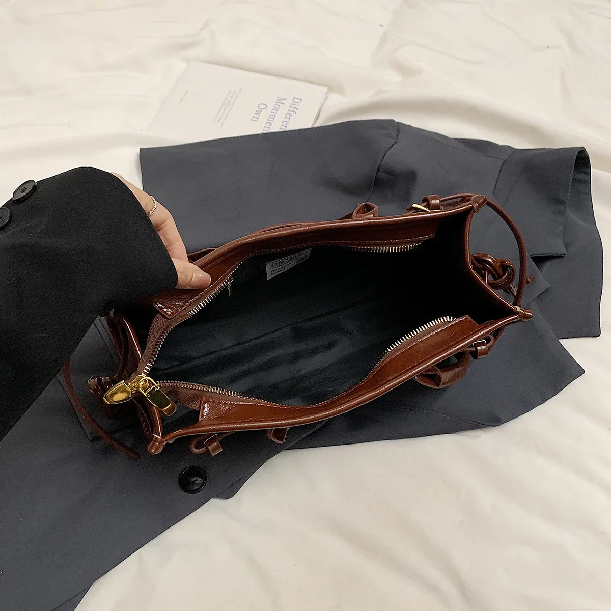 LEFTSIDE PU Leather Underarm Lady Shoulder Bag For Women 2024 Winter New Fashion Y2k Tote Bags Retro Handbags And Purses