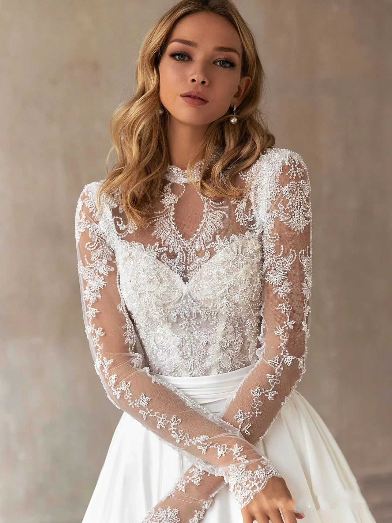 Classic Mermaid Wedding Dresses For Women High Collar Long Sleevess Gown Sequins Appliques Detachable Train Customized Dress