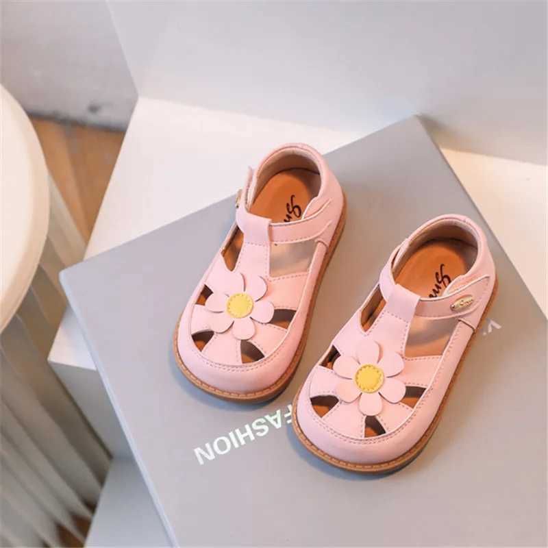 Sneakers 2024 New Summer Leather Tailored Sandals Cute Flower Soft Bottom Fashionable Childrens Shoes H241225