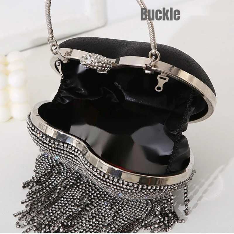 Beaded Dimond Clutch Evening Bag Heart Shape Wedding Party Purse Banquet European Exquisite Bridal 240902 Totes