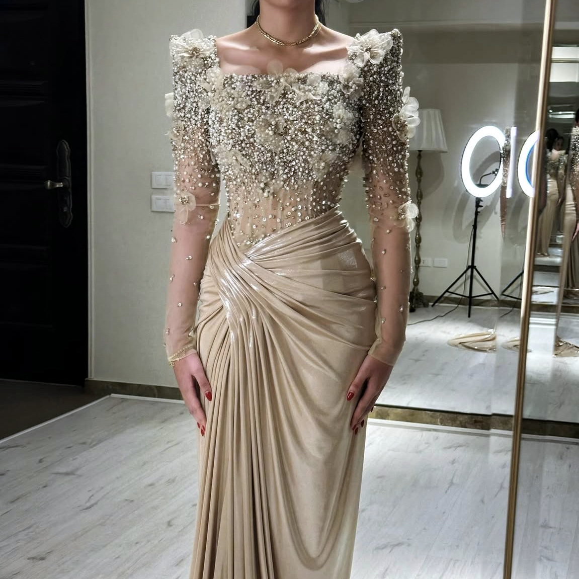Elegant Champagne Mermaid Prom Dresses Beaded Long Sleeves Corset Evening Gowns 3D ral Appliques Ruched Formal Dress For Women 2025