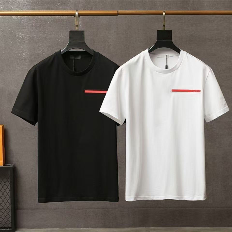 Mens T Shirts Designer Man Tshirts Shorts Tees Summer Breathable Tops Unisex Shirt With Budge Letters Design Short Sleeves Size M-5XL