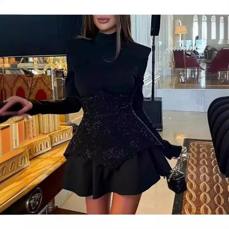 Fashion Splicing Sequins Long-sleeved Crew Neck Short Dresses Sexy Party Vacation Little Black Dress for Women 241216