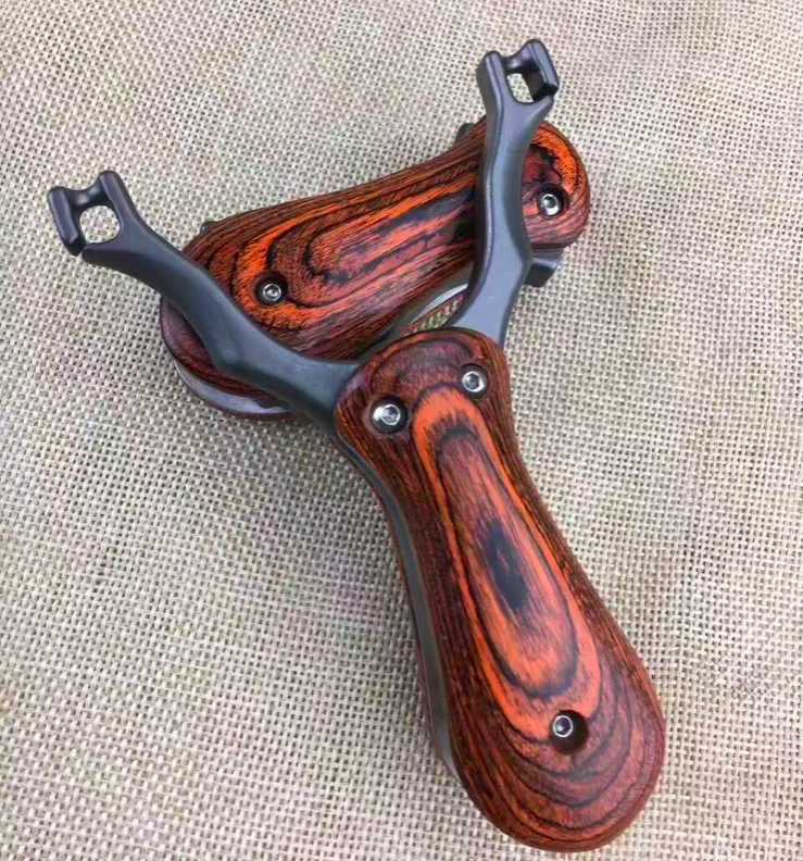 1pcs Tibetan Antelope Slingshot Folding Flat Leather Slingshot 304 Stainless Steel Titanium Steel Folding Small SlingshotXJ241217