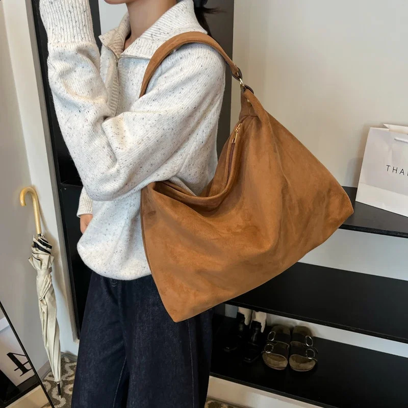 Casual Suede Shoulder Bags Solid Sewing Thread 2025 Youth Bags for Women Zipper Fashion Womens Crossbody Bags 241216