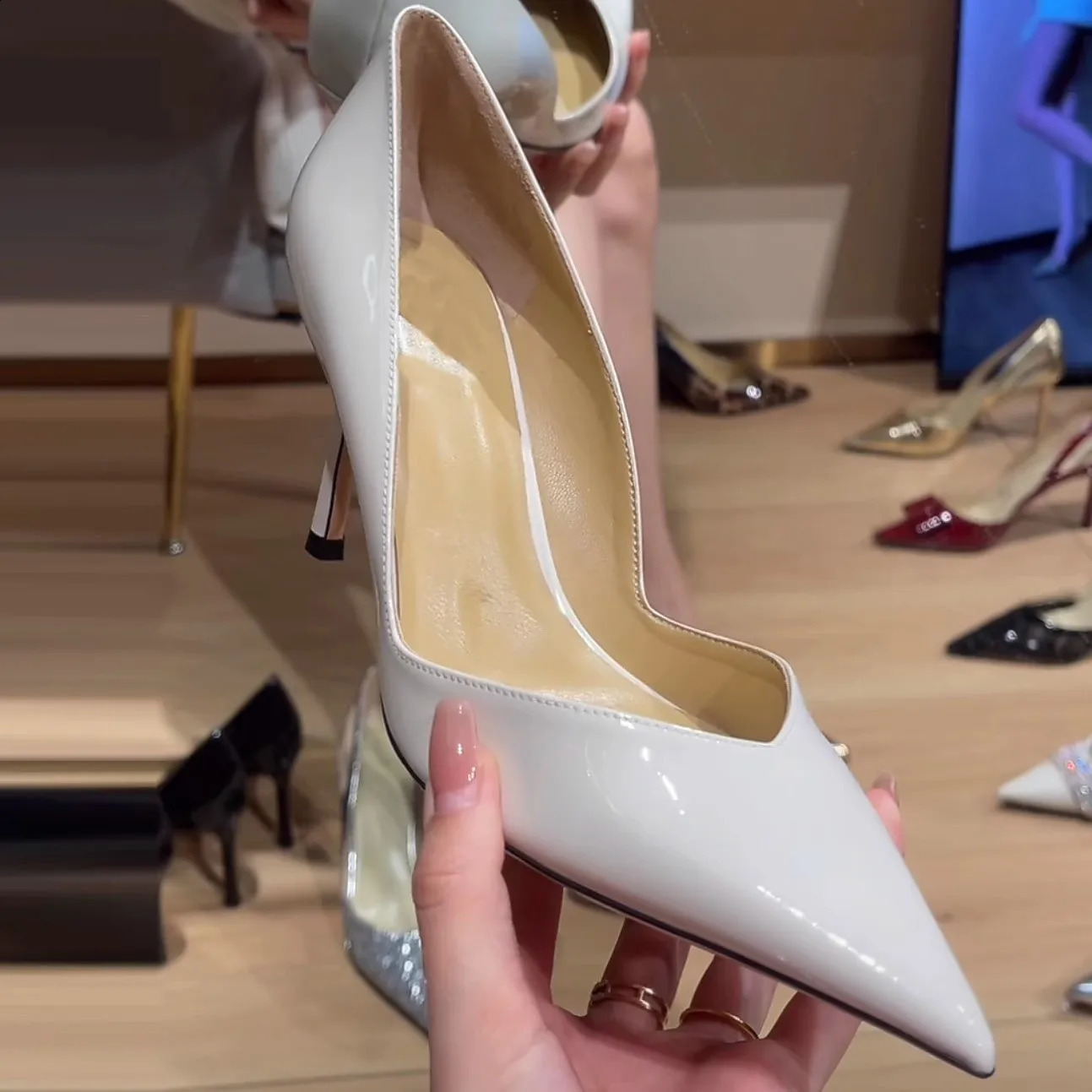 Womens Fall Thin Heel Shoes Fashion Pointy Toe Shallow Mouth Slip-off Anti-slip Wear-resistant High Heels 260722 - view 4