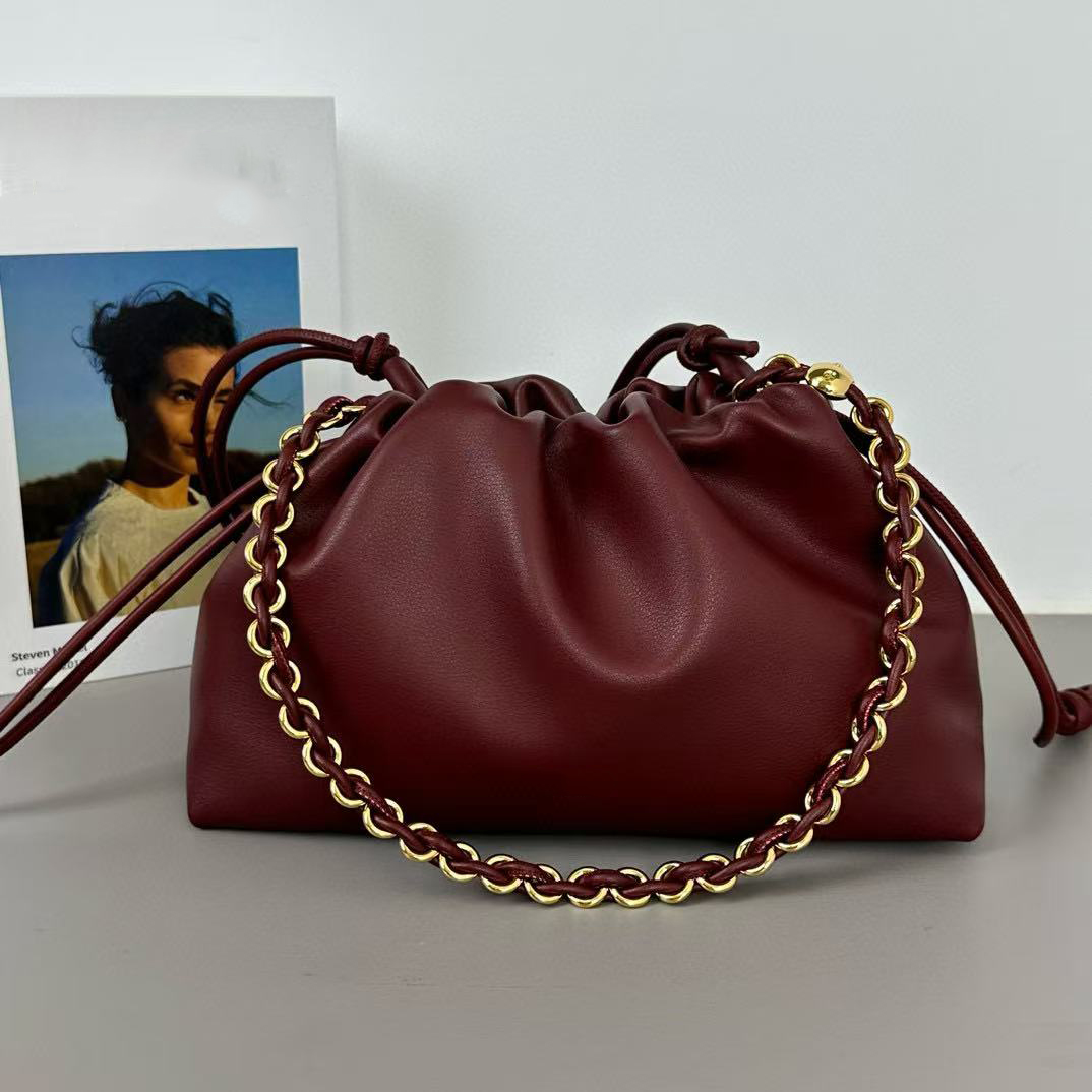 Soft Leather Cloud Bag Purse Designer Women Cloud Handbag Pleated Cowhide Chain Single Shoulder Bag Luxury Crossbody Bags Drawstring Full 30cm