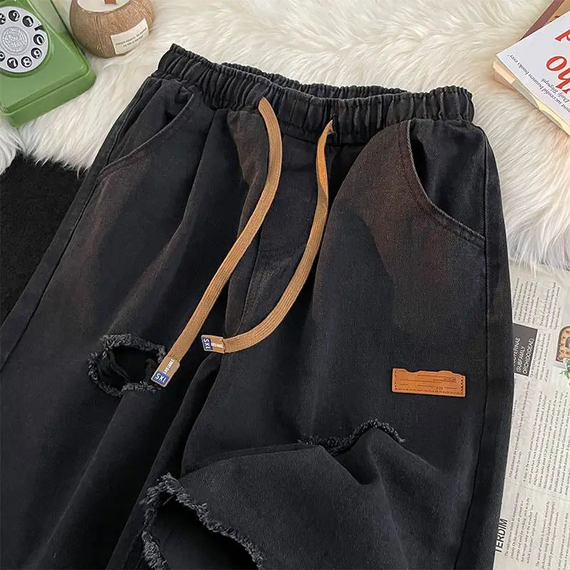 Mens fashion retro casual streetwear Y2K hole jeans shorts 2024 summer youth Harajuku pocket loose straight denim 241211