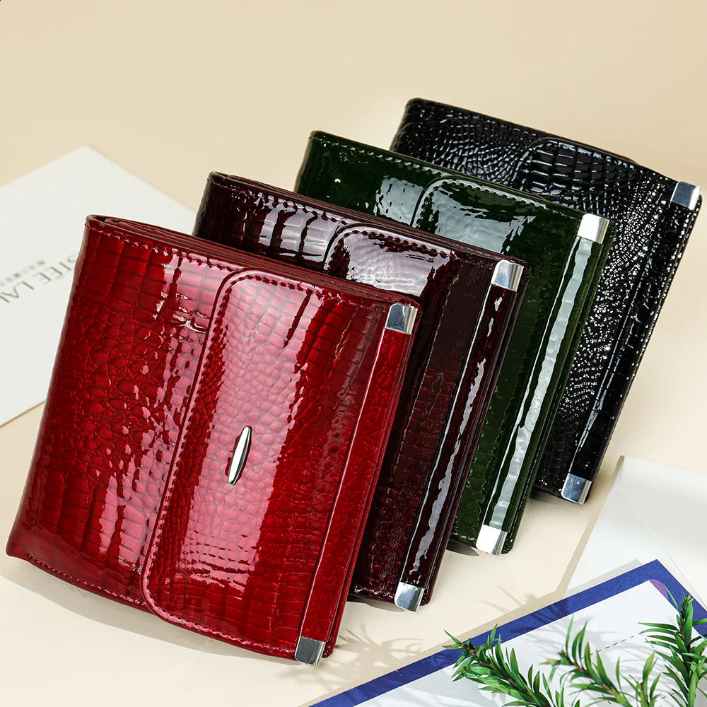 Cowhide Womens Purse Retro Fashion Alligator Pattern Female Leather Short Clutch Bag er Women Gift Coin Purse 241223