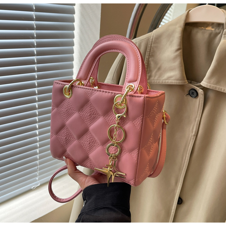 Fashion Shoulder Bag Women's Square Handbag: Multifunctional Crossbody Classic Design, Lightweight For Daily Use, Available In New Free Delivery 