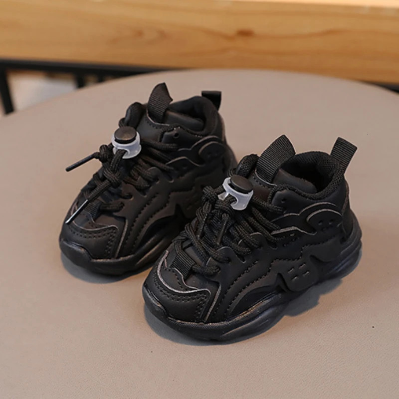 Childrens fashionable sports shoes spring fashion breathable childrens boys non slip soft soled shoes girls sports shoelaces light running shoes 24121