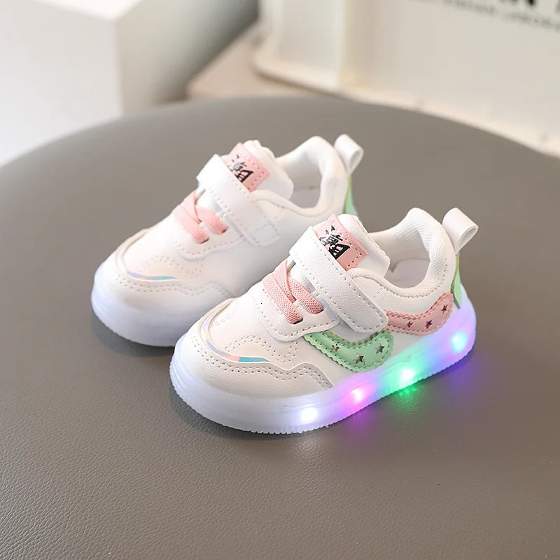 Tenis childrens LED shoes boys and girls glowing sports shoes childrens glowing shoes soft and breathable casual baby and toddler shoes 241216