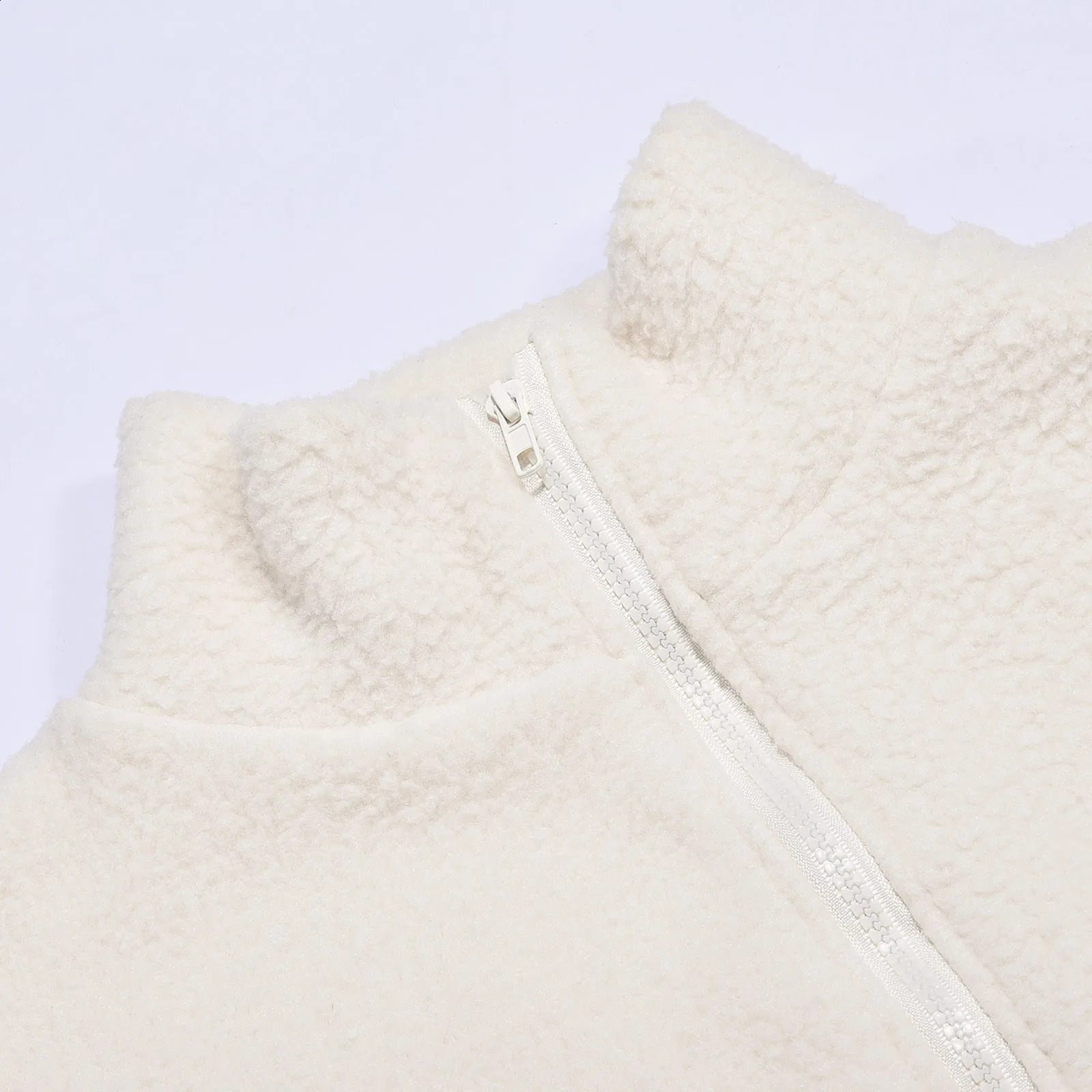 Womens Zipper Sweatshirt Winter Zipper Jacket Wool Hoodie Thickened Warm Womens Stand up Collar Short Loose Plush Coat Top 241217