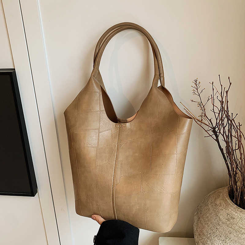 Fashionable large capacity spliced tote women's bag 2024 new Korean version trendy ins versatile commuting single shoulder mother and child bag 2