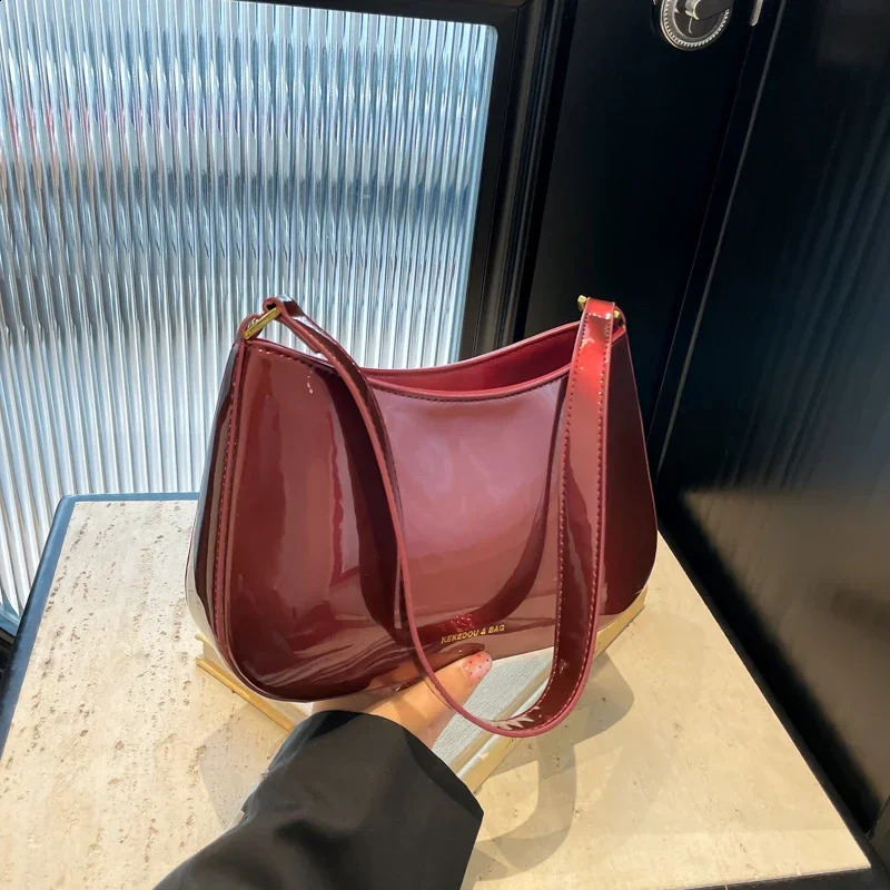 Advanced Retro Niche Trendy Underarm Bag Fashionable and Versatile Commuting Shoulder Bag Purses and Handbags Bolsos De Moda 241216
