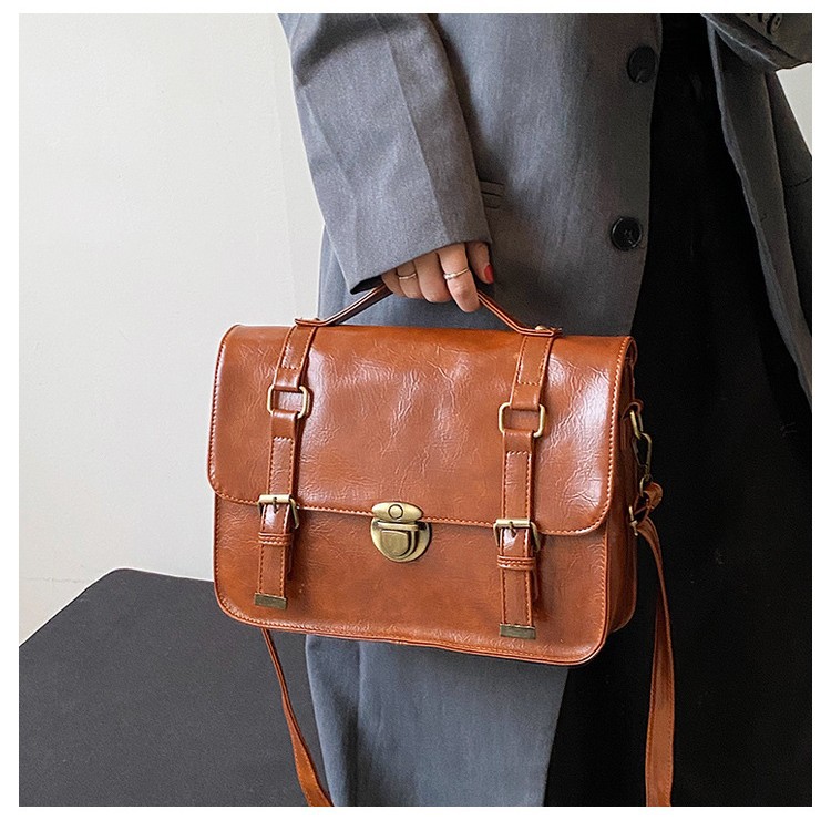 2025 NEW Free shipping designer bags for womens Oil wax leather double bag leisure black beige brown European and American niche design handbag