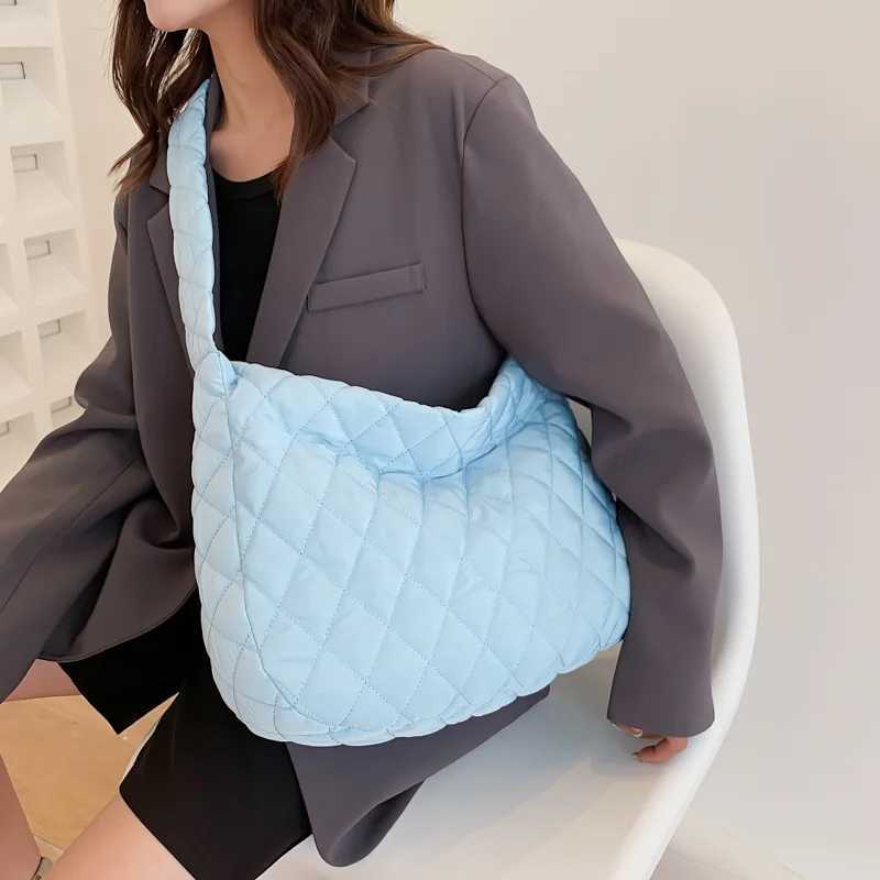 Womens Vintage Nylon Shoulder Underarm Bag Female Casual Waterproof Crossbody Hobo Bags For Lady Quilted Large Capacity HandbagC241217