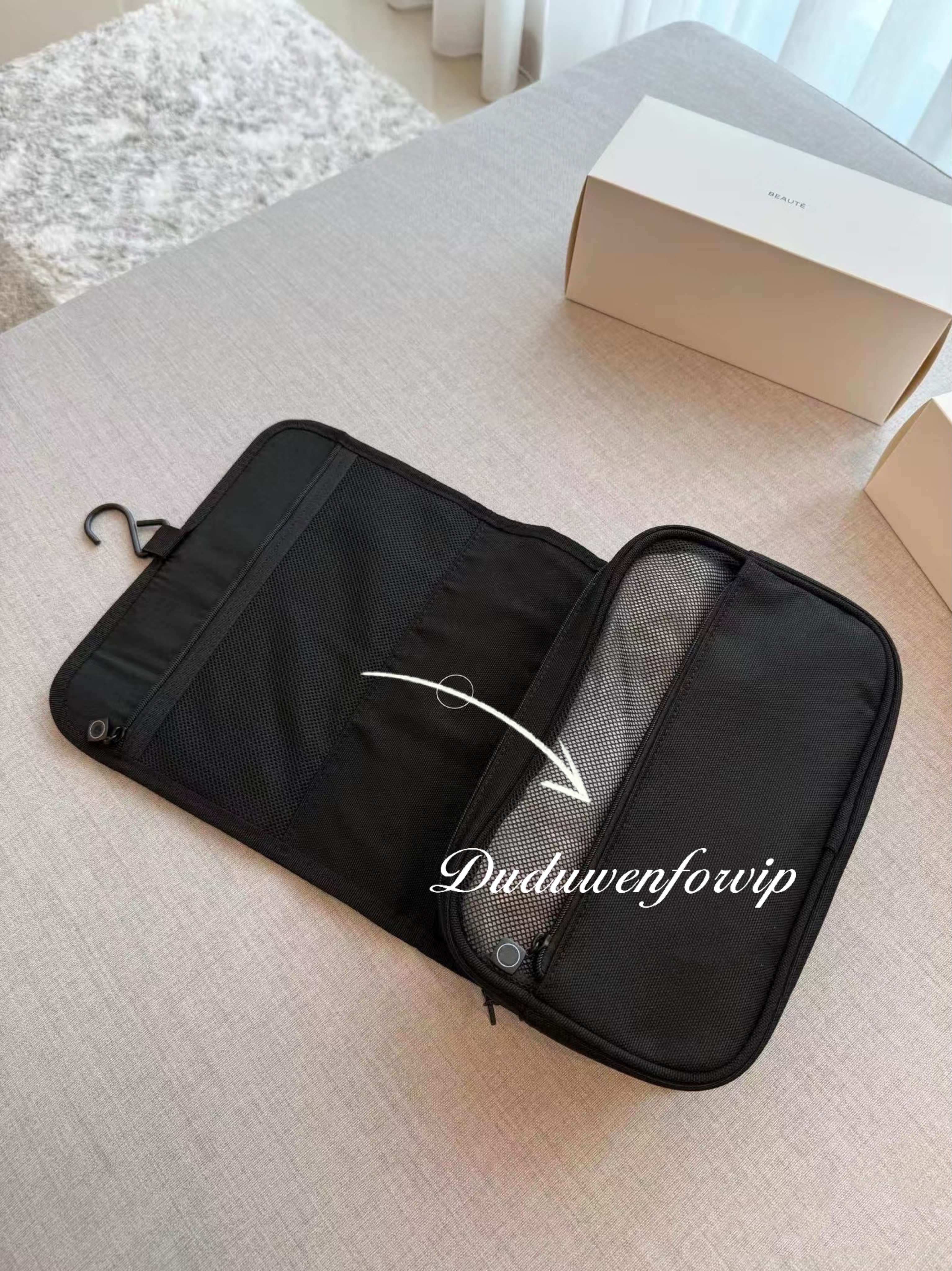 storage bags 24.5X16.5X8cm Hanging Toilet Bag organizer Anniversary C Gift travel case printing packing