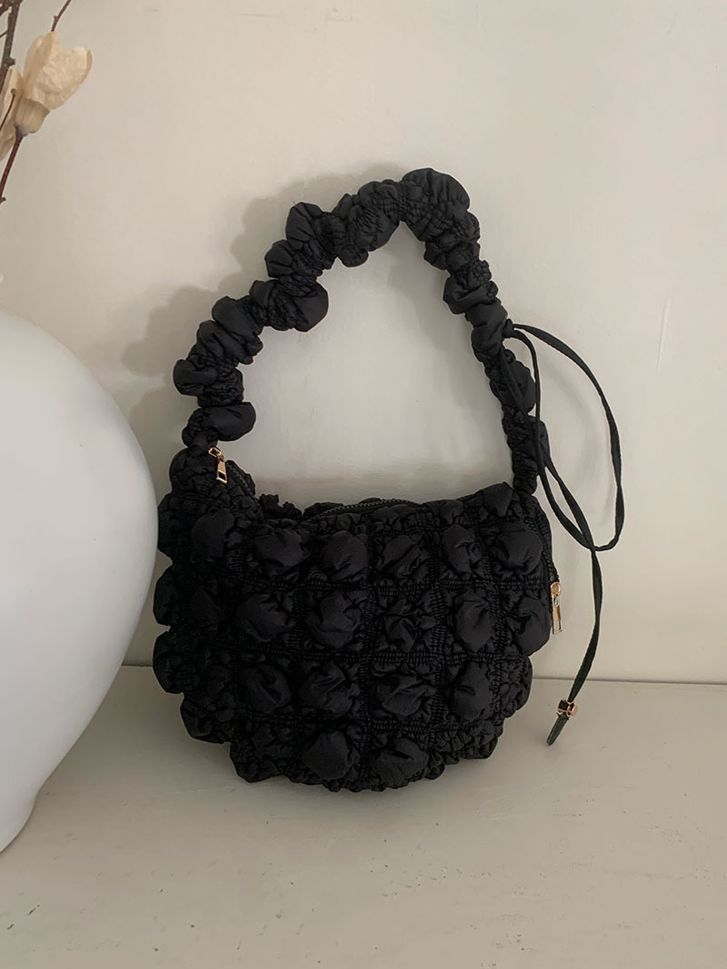 2025 New Fashion Designer Bag Women s Trendy Single Shoulder Underarm Handheld Storage Bag Casual Crossbody Bag Yunduobao