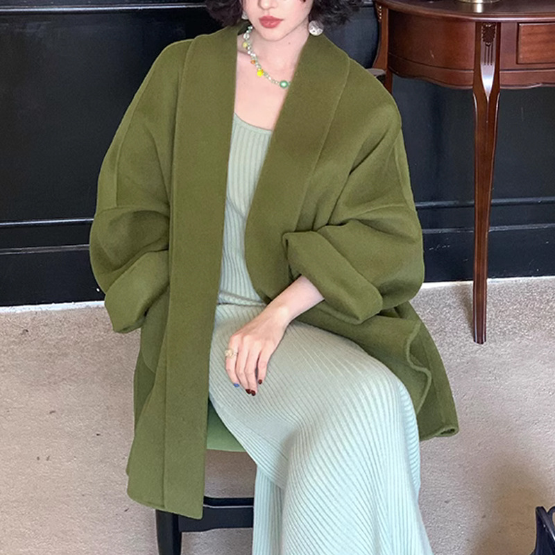 D5007 Temperament fashionable lazy style Hong Kong style retro 2024 autumn and winter wool blended double-faced woolen cape coat women's clothing