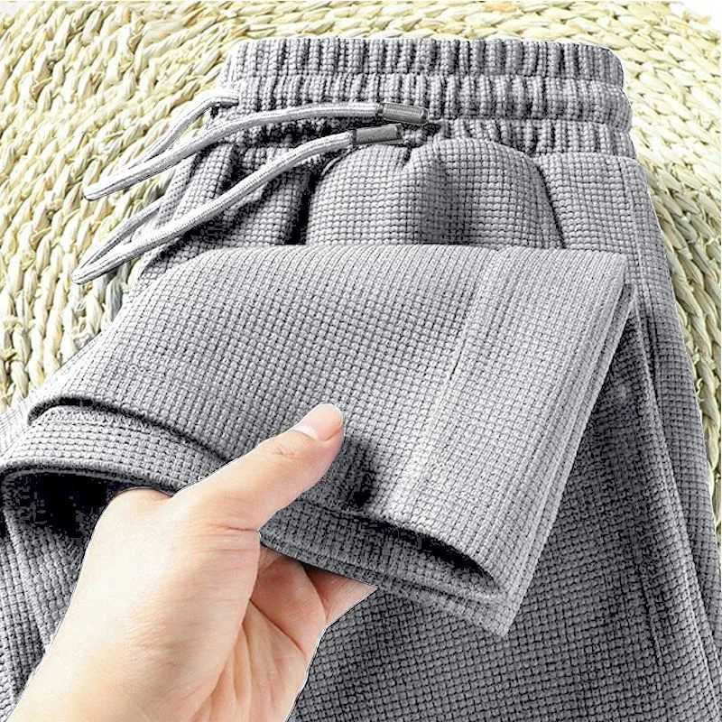 High Quality Autumn New Straight Waffle Pants Mens Elastic Waist Drawstring Print Plaid Pockets Korean Loose Sports Casual Trousers T241217