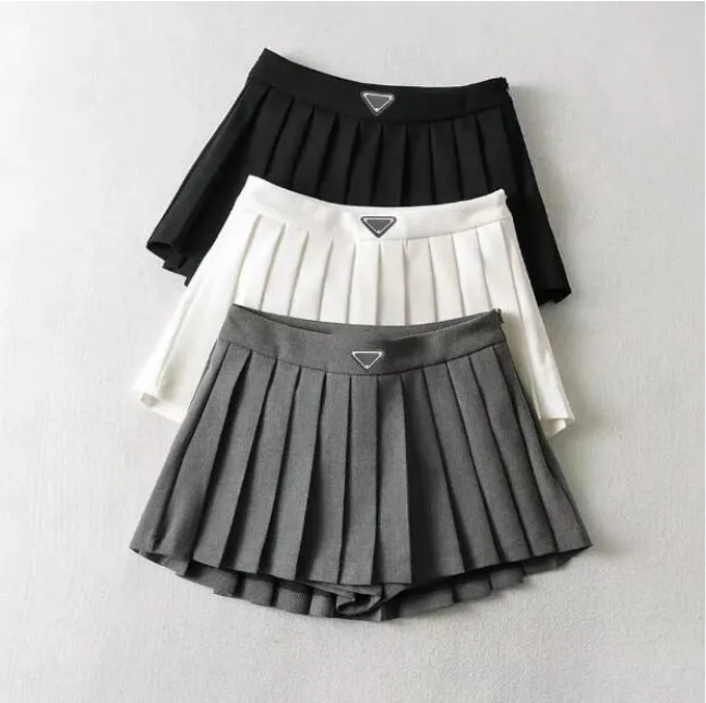 Summer High Waist Skirts 2025 designer Womens Sexy Mini Skirts Vintage Pleated Skirt Korean Tennis Skirts Short White Black