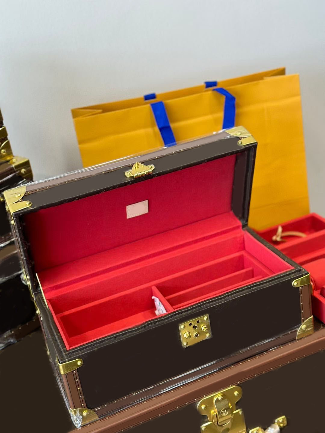 Cosmetic Bags Jewelry Boxes Leather Watch Box 4 Mens Watch Organizer Jewelry storage box fashion womens Rings Tray Cosmetic case