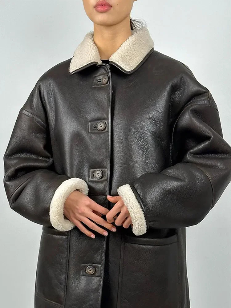 fashion Black White Patchwork Fur Splicing Leather Coats Women vintage Oversize Thicken Warm Jackets Lady Winter Streetwear 241217