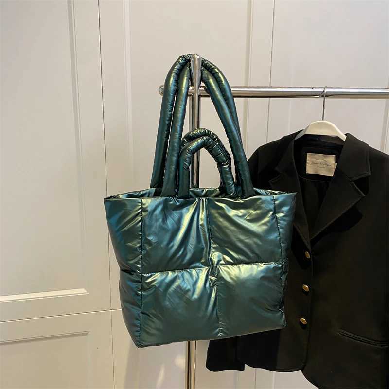 New Free Delivery Large Shopper Fi Quilted Wen Designer Space Padded Cott Shoder Handbag Puff Tote Bag Z241216 Designer Bag Luxury Bag Tote Bag