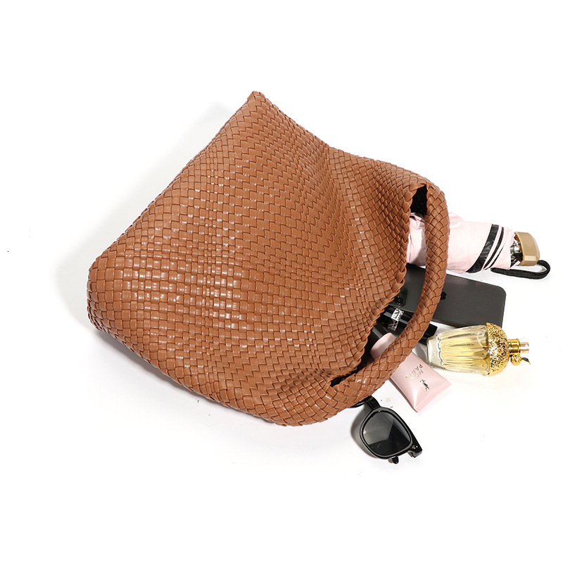 Handmade Woven Handbag Women, Fashionable Casual, Portable Shoulder Bag, Korean Version, Large Capacity Underarm Bag For Children And Mothers