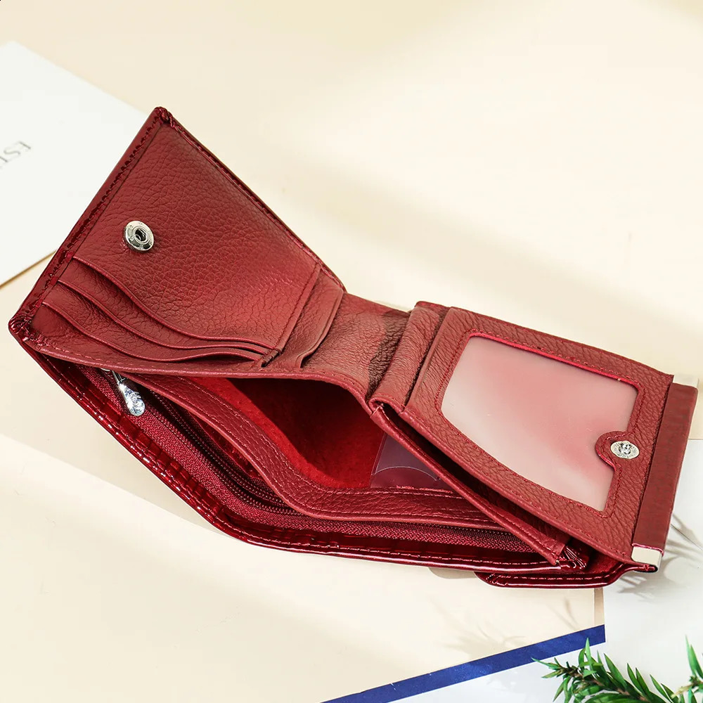 Cowhide Womens Purse Retro Fashion Alligator Pattern Female Leather Short Clutch Bag er Women Gift Coin Purse 241223