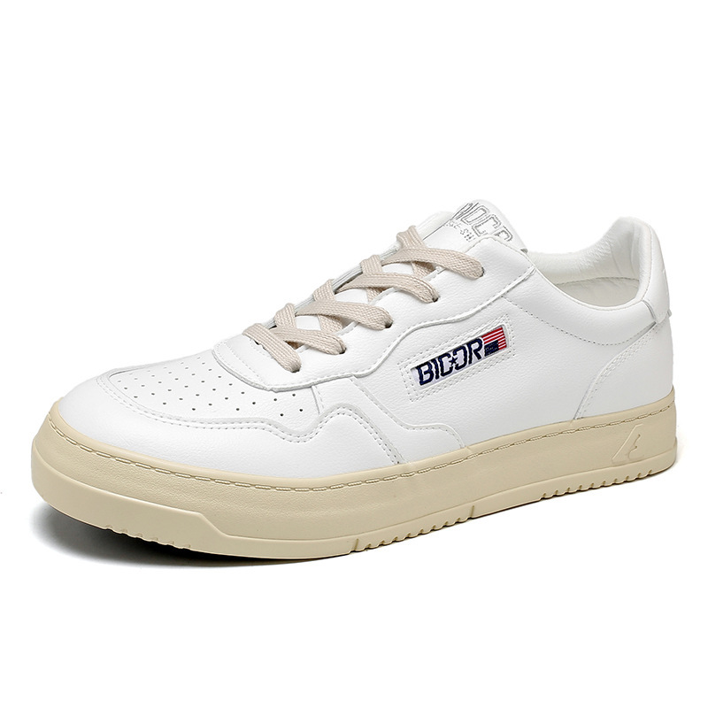 2025 spring new cream white thick sole casual board shoes male students all fashion shoes lace-up sports wind autry