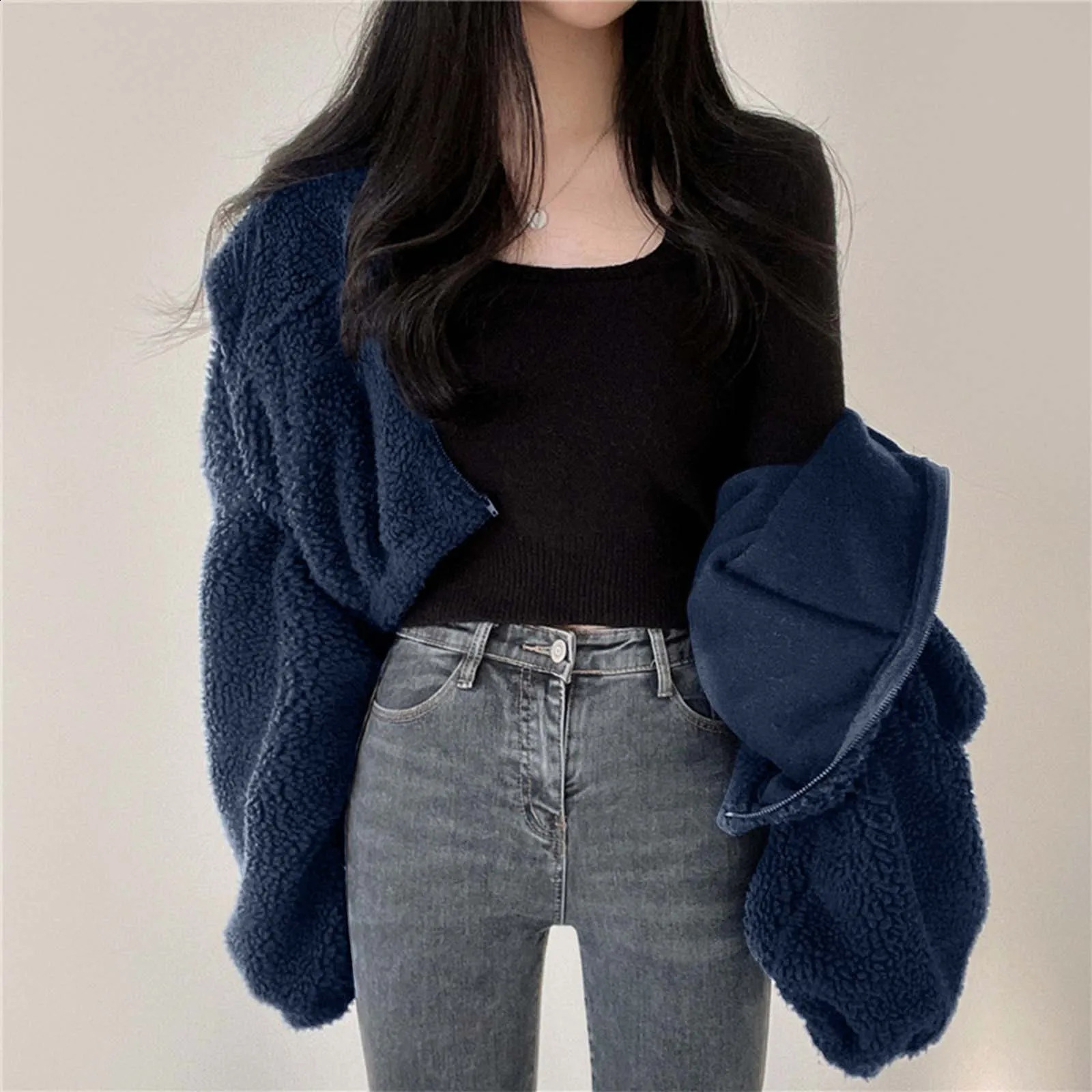 Womens Zipper Sweatshirt Winter Zipper Jacket Wool Hoodie Thickened Warm Womens Stand up Collar Short Loose Plush Coat Top 241217
