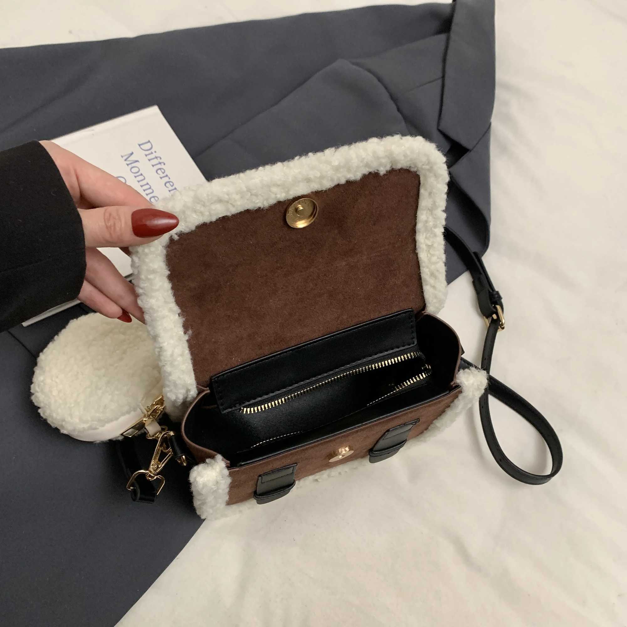 New frozen cross shaped bags high-end and niche handbags for 2024 Y241216