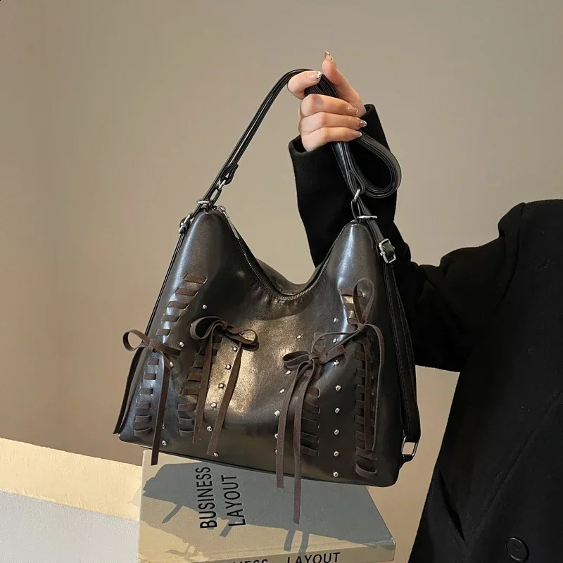 Solid Sewing Thread Fashion Tote Bags Large Capacity Interior Compartment Bags for Women Zipper Pu Womens Handbags 241216