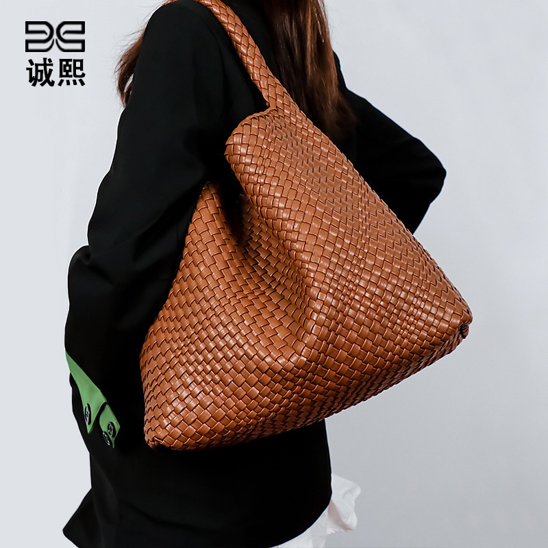 Handmade Woven Handbag Women, Fashionable Casual, Portable Shoulder Bag, Korean Version, Large Capacity Underarm Bag For Children And Mothers