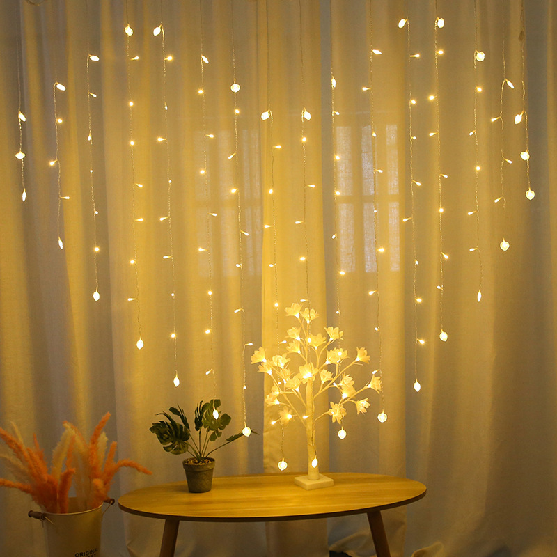 Multi-Colored LED Love Heart Light Strings Ideal for Romantic Settings