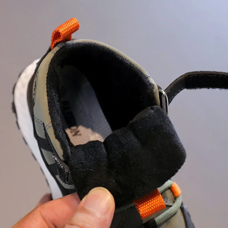 Sports winter childrens sports shoes boys tennis girls running velvet G10101 241216