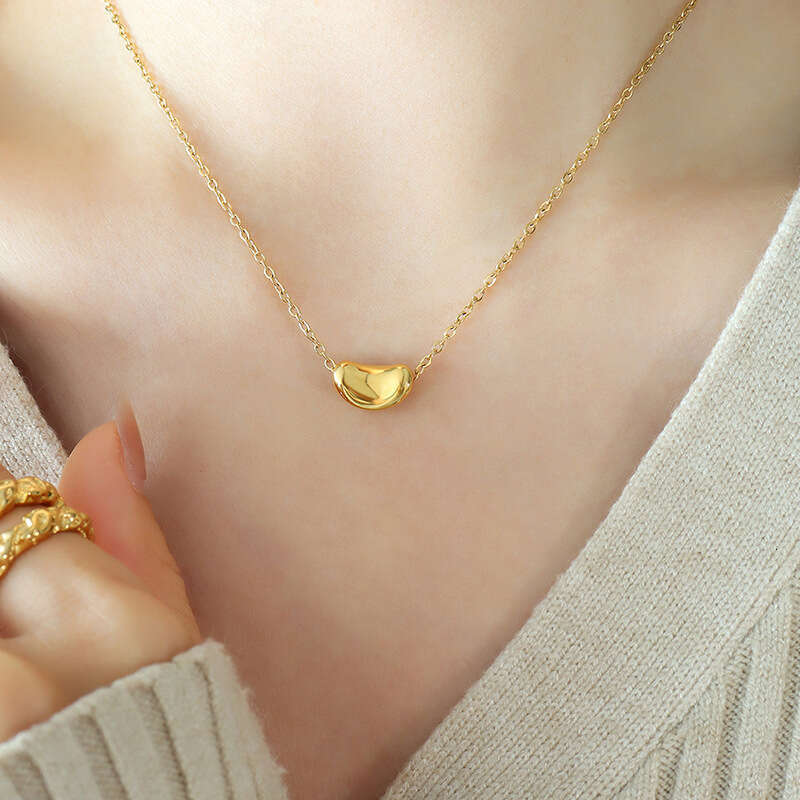 Instagram Wind Lucky Gold Bean Collar Titanium Steel Plated with Three Layers of True Gold, Fading and Non Allergic Necklace P338