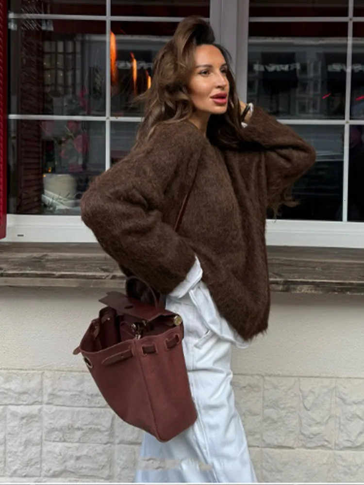 Oneck cashmere womens sweater autumn casual loose long sleeved knitted floral retro soft knitting 2024 241211