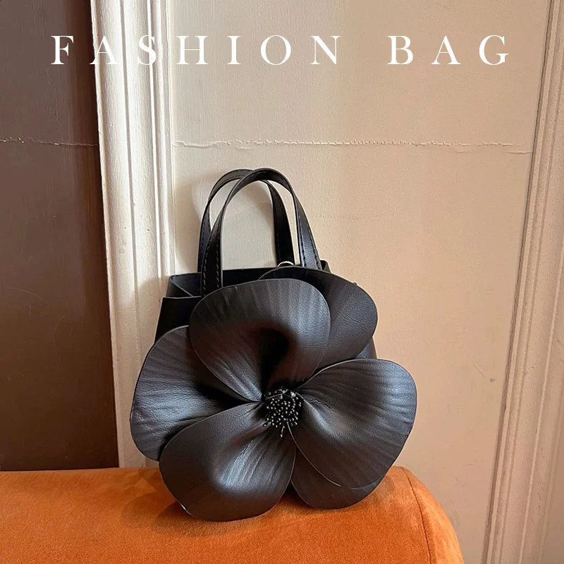Floral hot Clutch: Elegant Women's Handbag for Parties, Evenings, and Weddings
