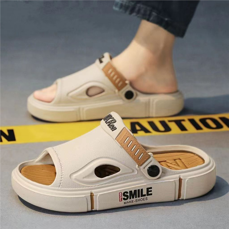 New Free Shipping For Mens summer outdoor slippers are non slip and wear-resistant Outdoor sports fashionable thick soled beach sandals