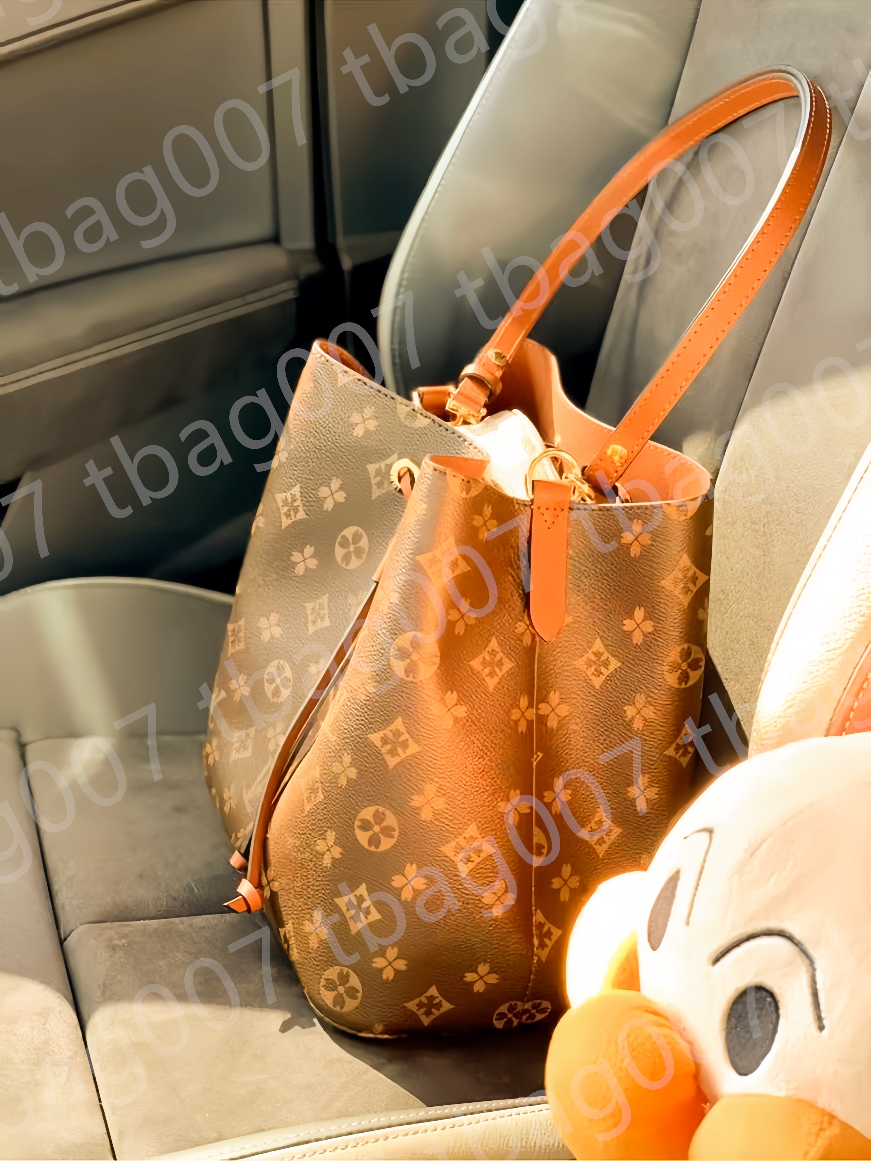 luxurys designer bag puese crossbody shoulder bags for designer women bag the tote men purses designer bag woman handbag cross body designer backpack bucket